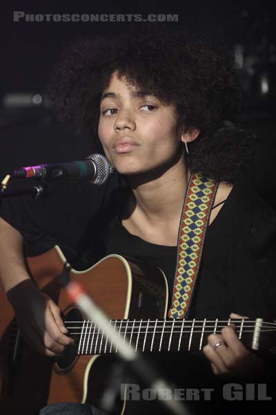 NNEKA - 2007-10-25 - PARIS - La Maroquinerie - 